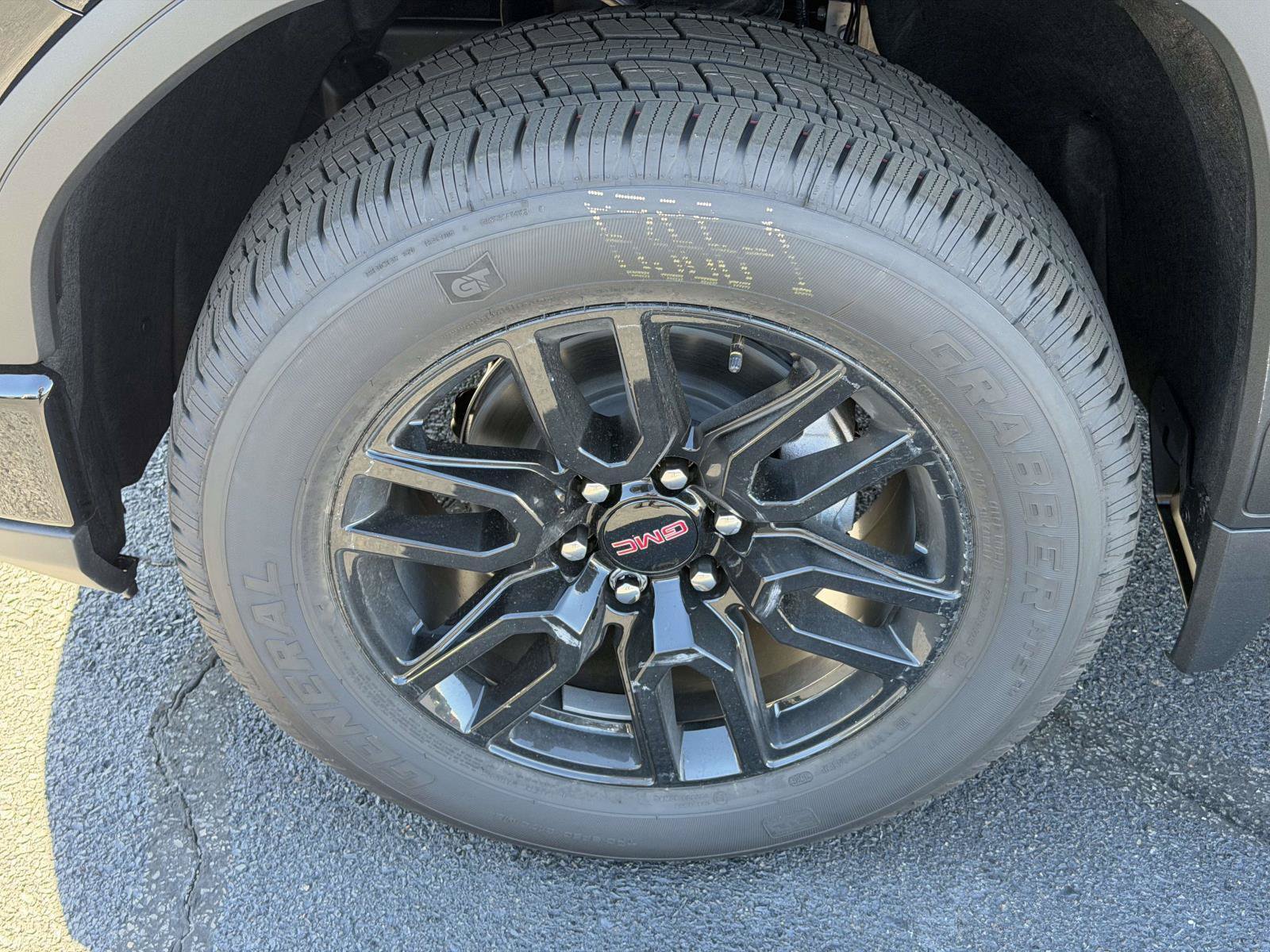 New 2026 GMC Sierra 1500 Elevation w/ Preferred Package AWD/4WD image 5