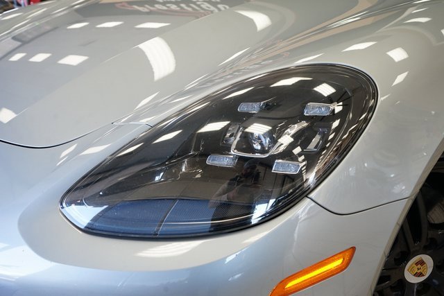 Used 2019 Porsche Panamera 4 image 22