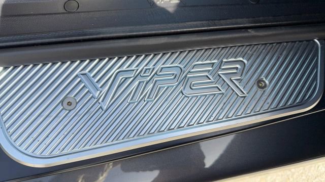 Used 2002 Dodge Viper GTS RWD image 16