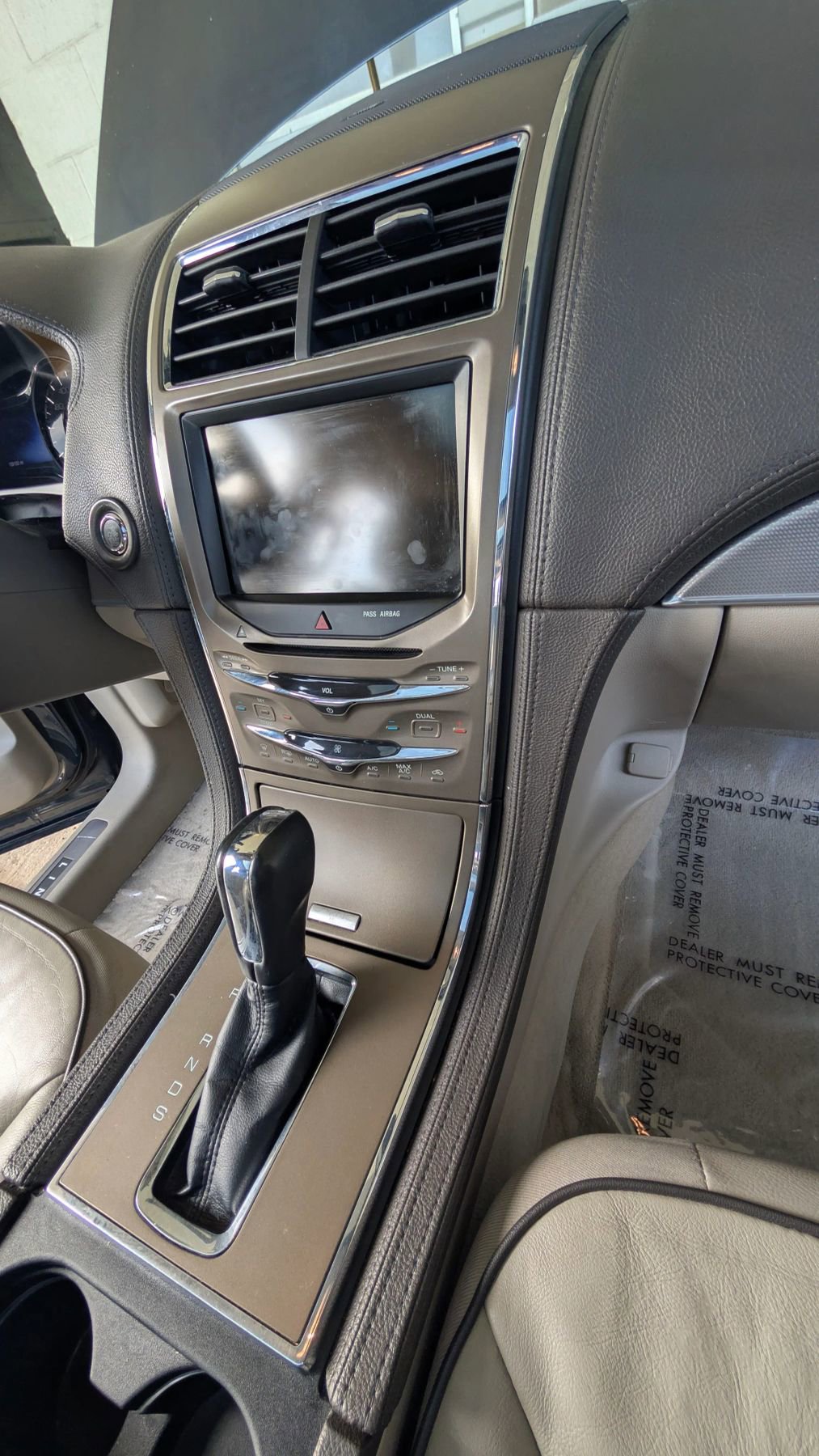 Used 2013 Lincoln MKX Sport Utility 4D image 13