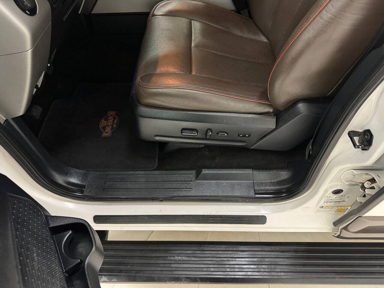Used 2015 Ford Expedition King Ranch RWD image 86
