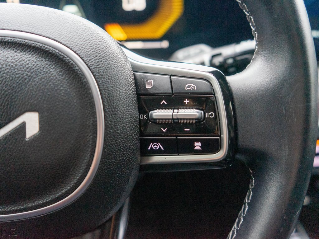 Certified 2025 Kia Sorento X-Line EX image 20