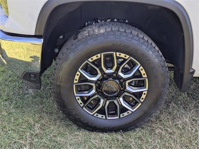 New 2025 Chevrolet Silverado 3500 LT w/ Safety Package image 7