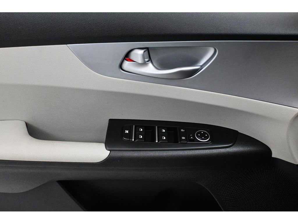 Used 2023 Kia Forte LXS FWD image 27