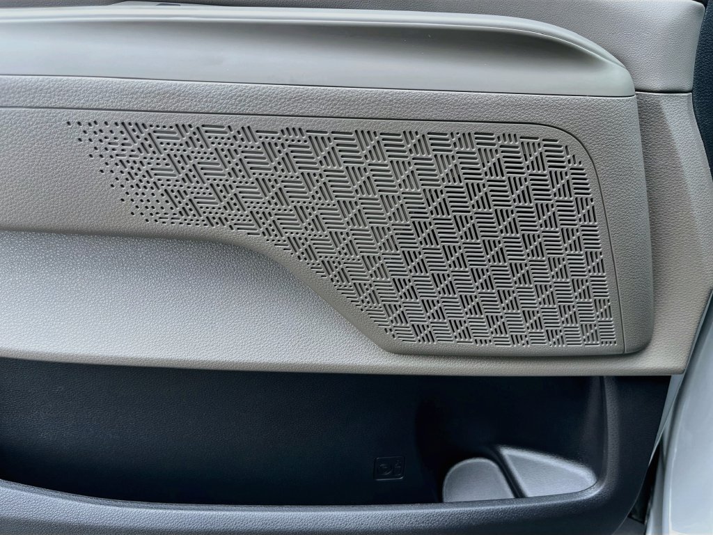 New 2027 Kia Carnival LXS FWD image 12