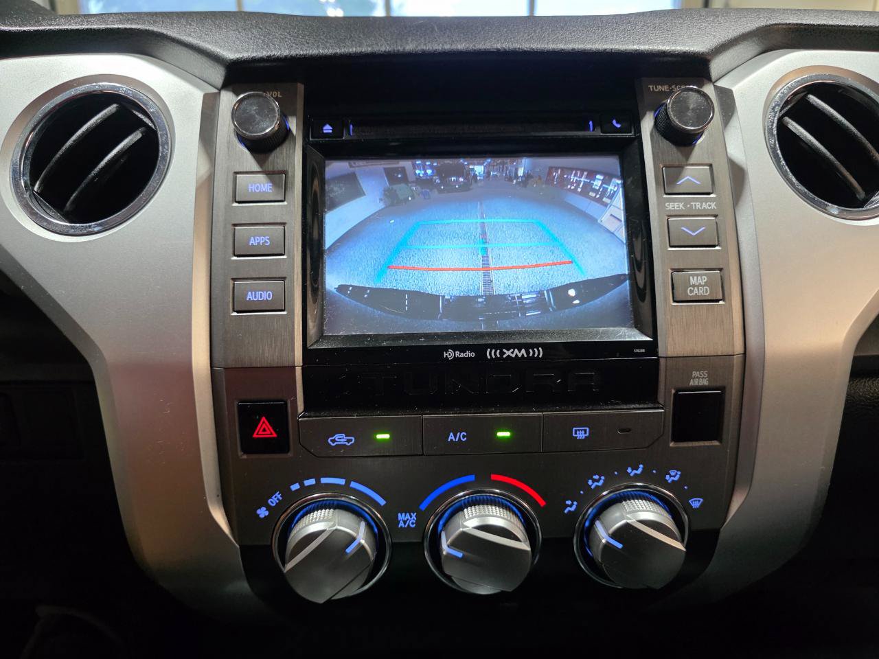 Used 2018 Toyota Tundra SR5 w/ SR5 Upgrade Package RWD image 32