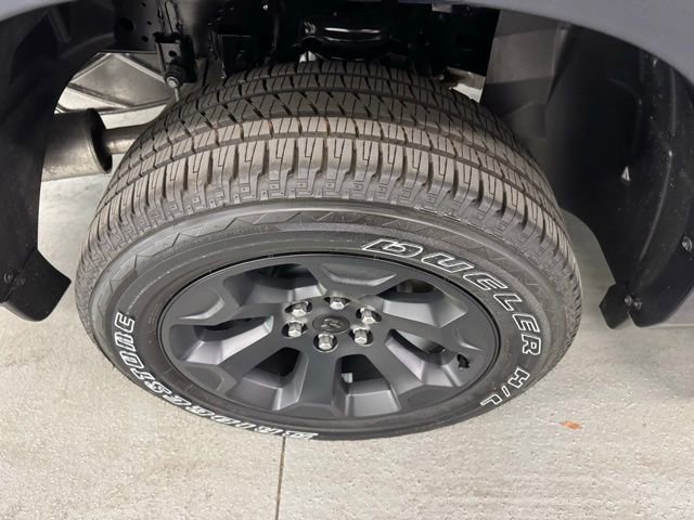 New 2026 RAM 1500 4x4 Crew Cab image 4