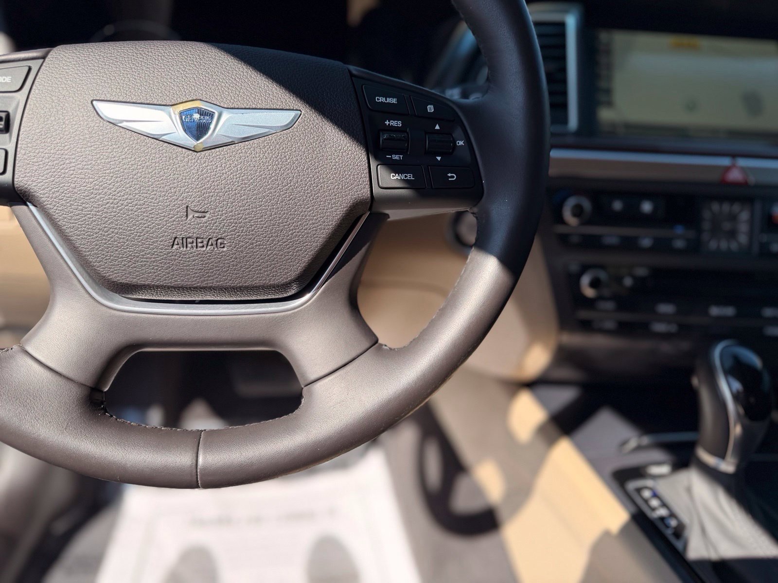 Used 2015 Hyundai Genesis 3.8 RWD image 19