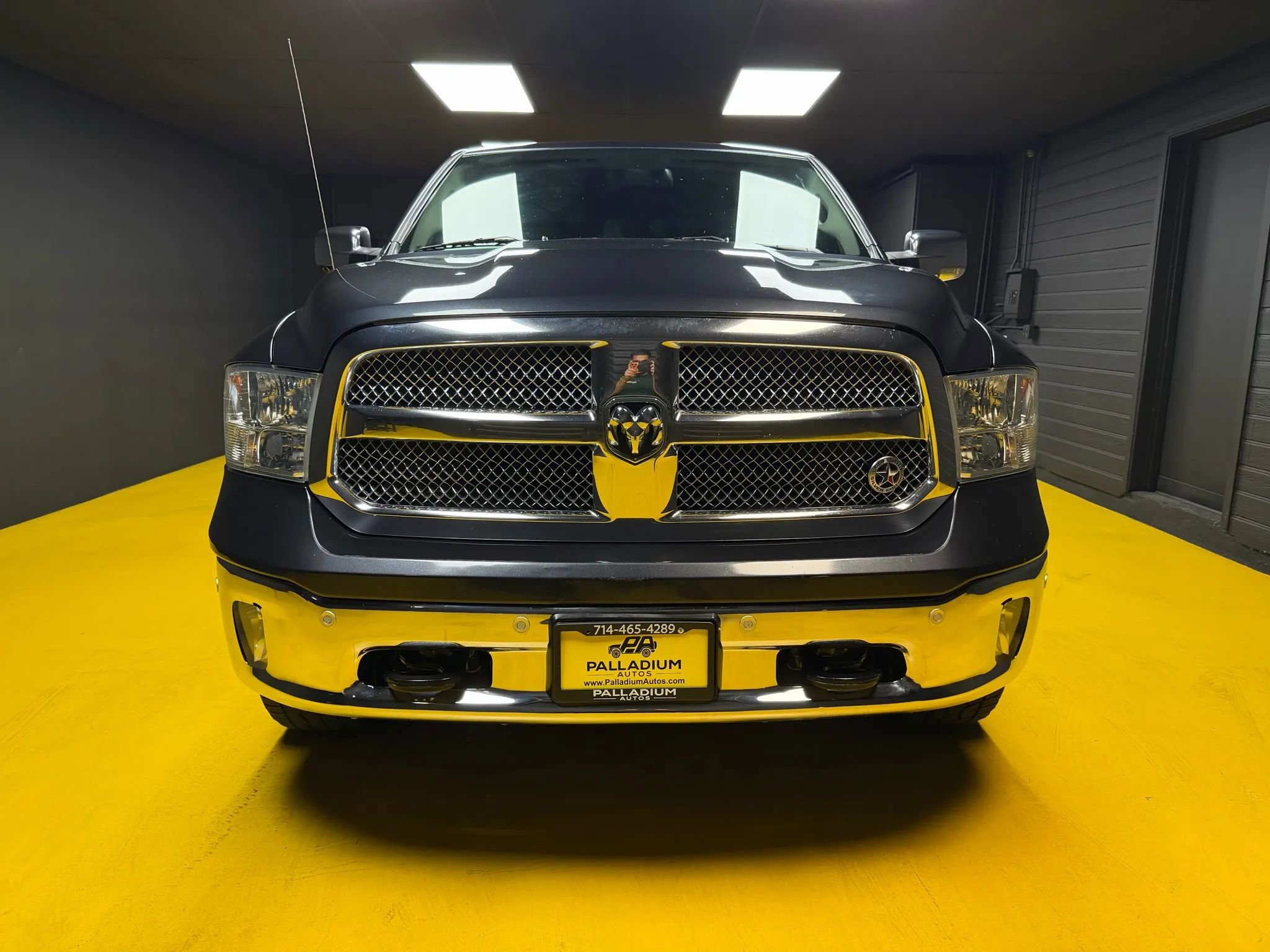 Used 2018 RAM 1500 Lone Star RWD image 2