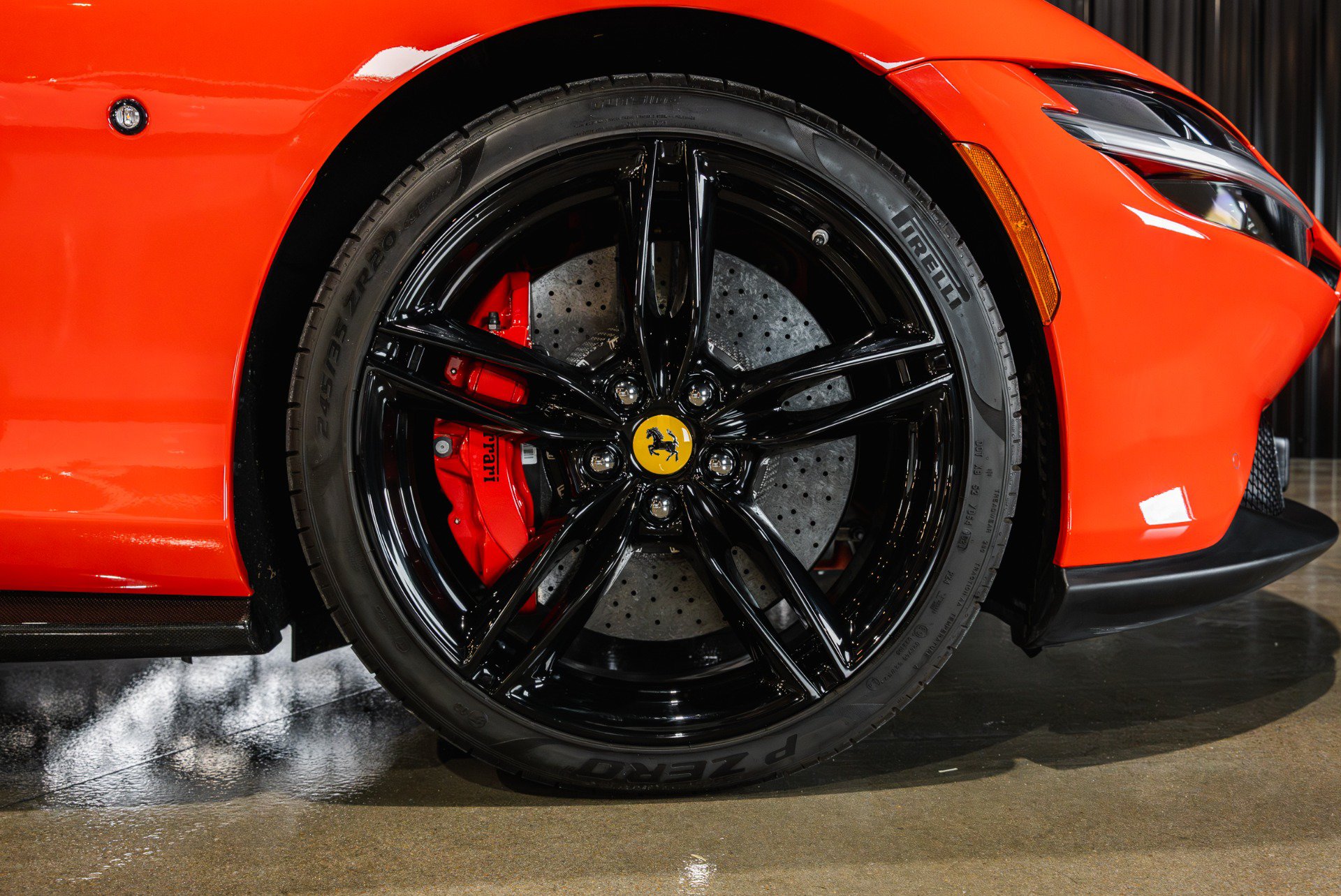 Used 2021 Ferrari Roma RWD image 32
