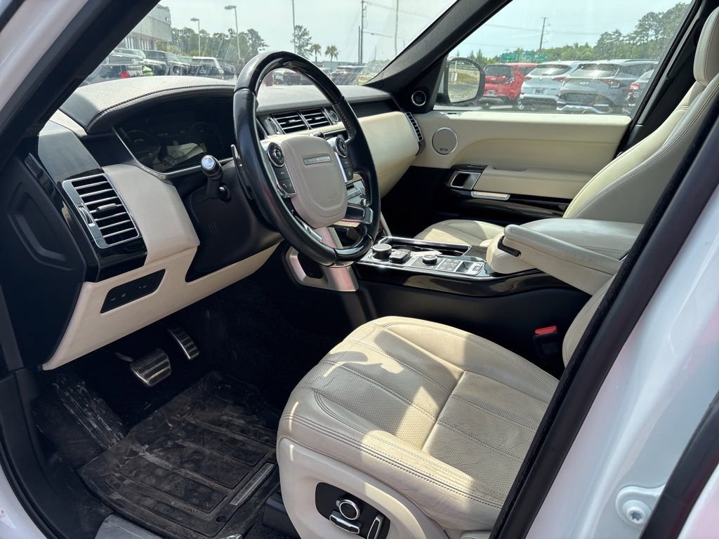 Used 2016 Land Rover Range Rover Supercharged AWD/4WD image 9