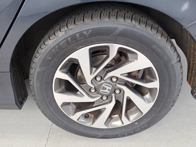 Used 2018 Honda Civic EX image 31