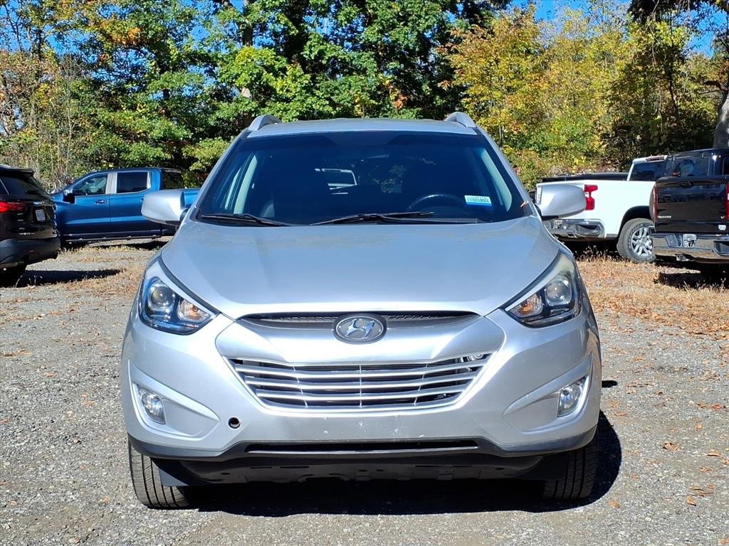 Used 2015 Hyundai Tucson SE image 2