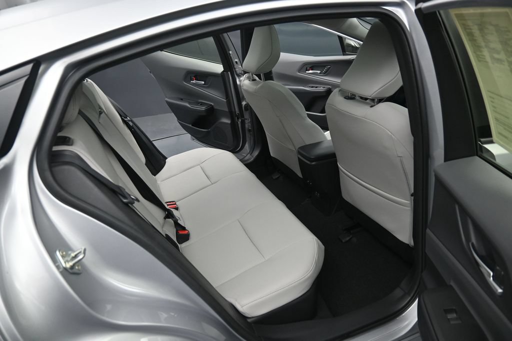 Used 2025 Toyota Prius Limited w/ Limited Premium Package AWD/4WD image 32