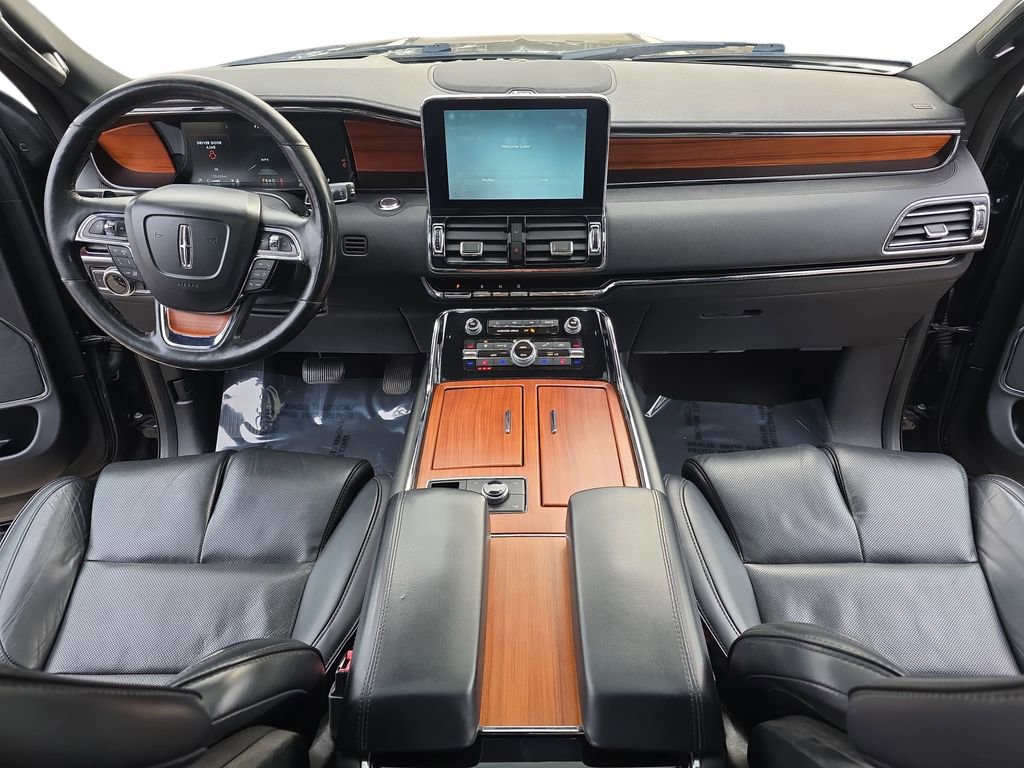 Used 2019 Lincoln Navigator L Reserve AWD/4WD image 9