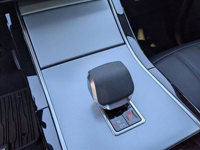 Used 2024 Land Rover Range Rover Evoque S image 12