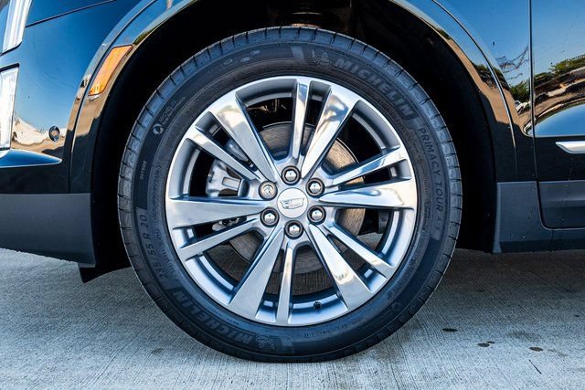 New 2025 Cadillac XT5 Premium Luxury w/ Technology Package FWD image 14