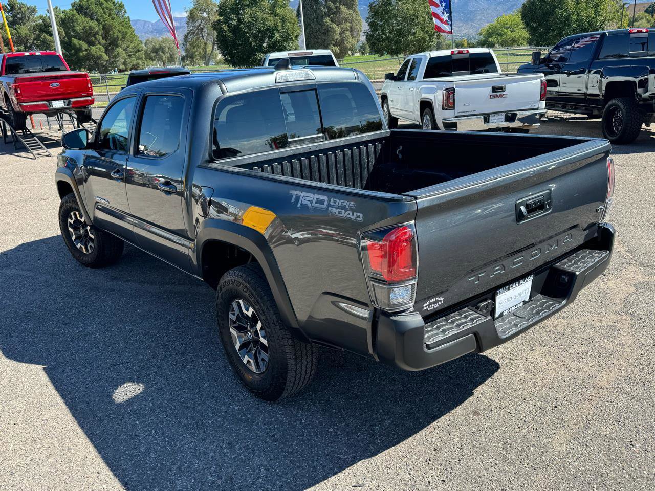 Used 2023 Toyota Tacoma TRD Off-Road image 5