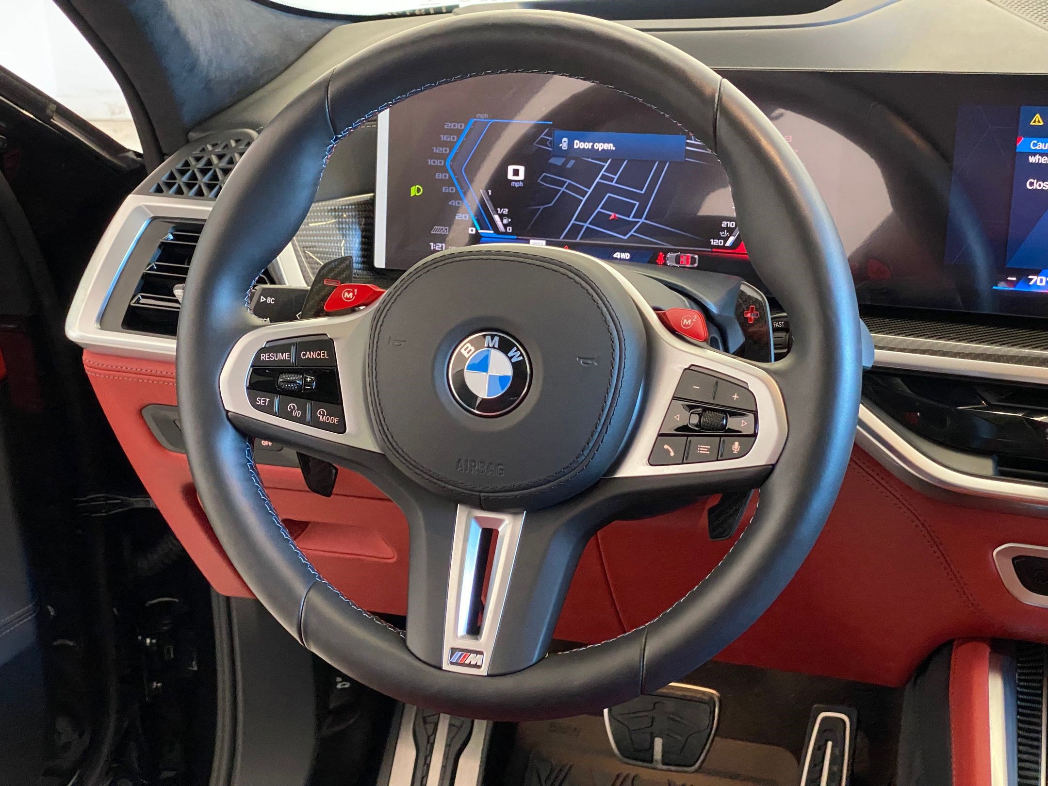 Used 2026 BMW X6 M Competition w/ Executive Package image 17