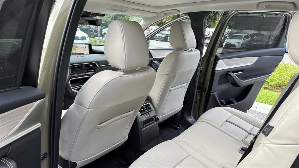 New 2025 MAZDA CX-70 Plug-In Hybrid w/ Premium Pkg image 35