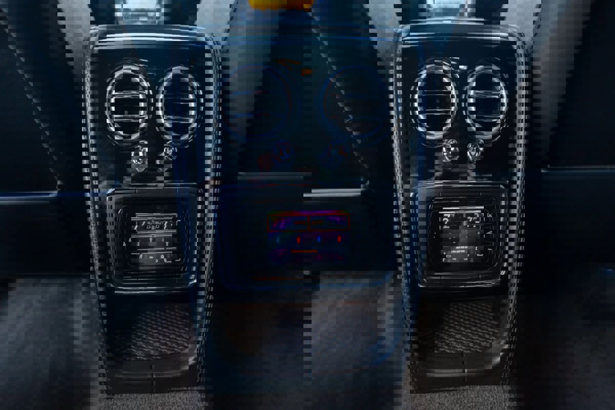 Used 2015 Bentley Flying Spur V8 image 82