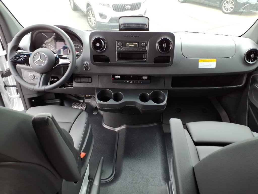 New 2026 Mercedes-Benz Sprinter 2500 image 29