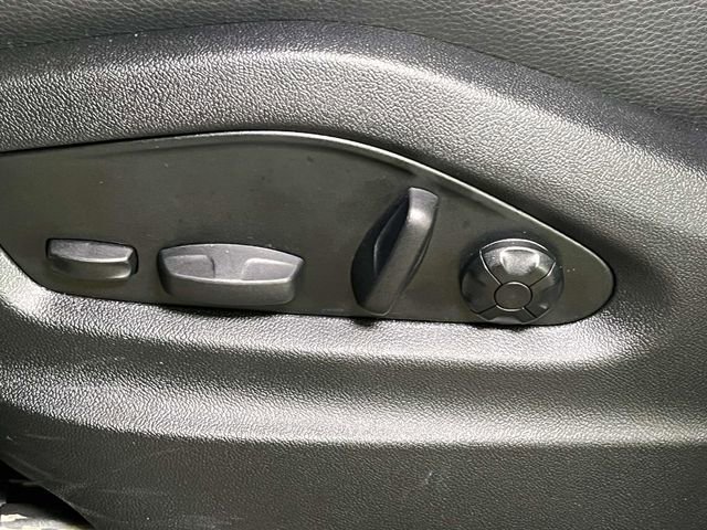 Certified 2025 Porsche Cayenne image 18