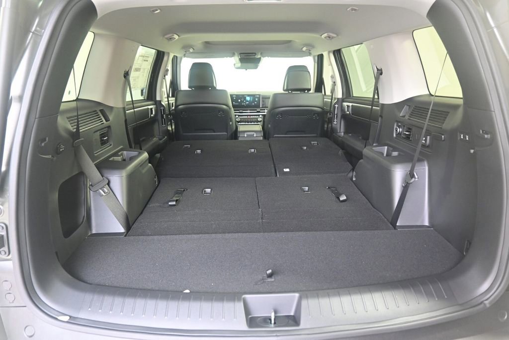 Used 2025 Hyundai Santa Fe XRT w/ Tow & Go Package image 26