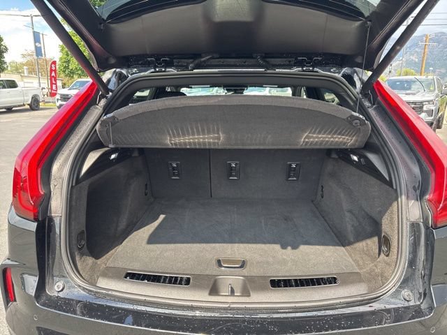 Used 2025 Cadillac XT4 Premium Luxury AWD/4WD image 13