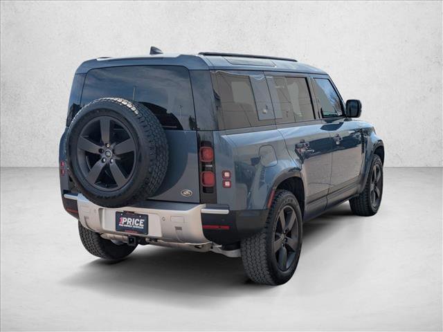 Used 2023 Land Rover Defender 110 S image 5