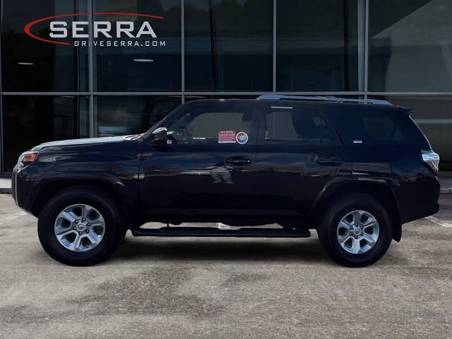 Used 2018 Toyota 4Runner SR5 image 2
