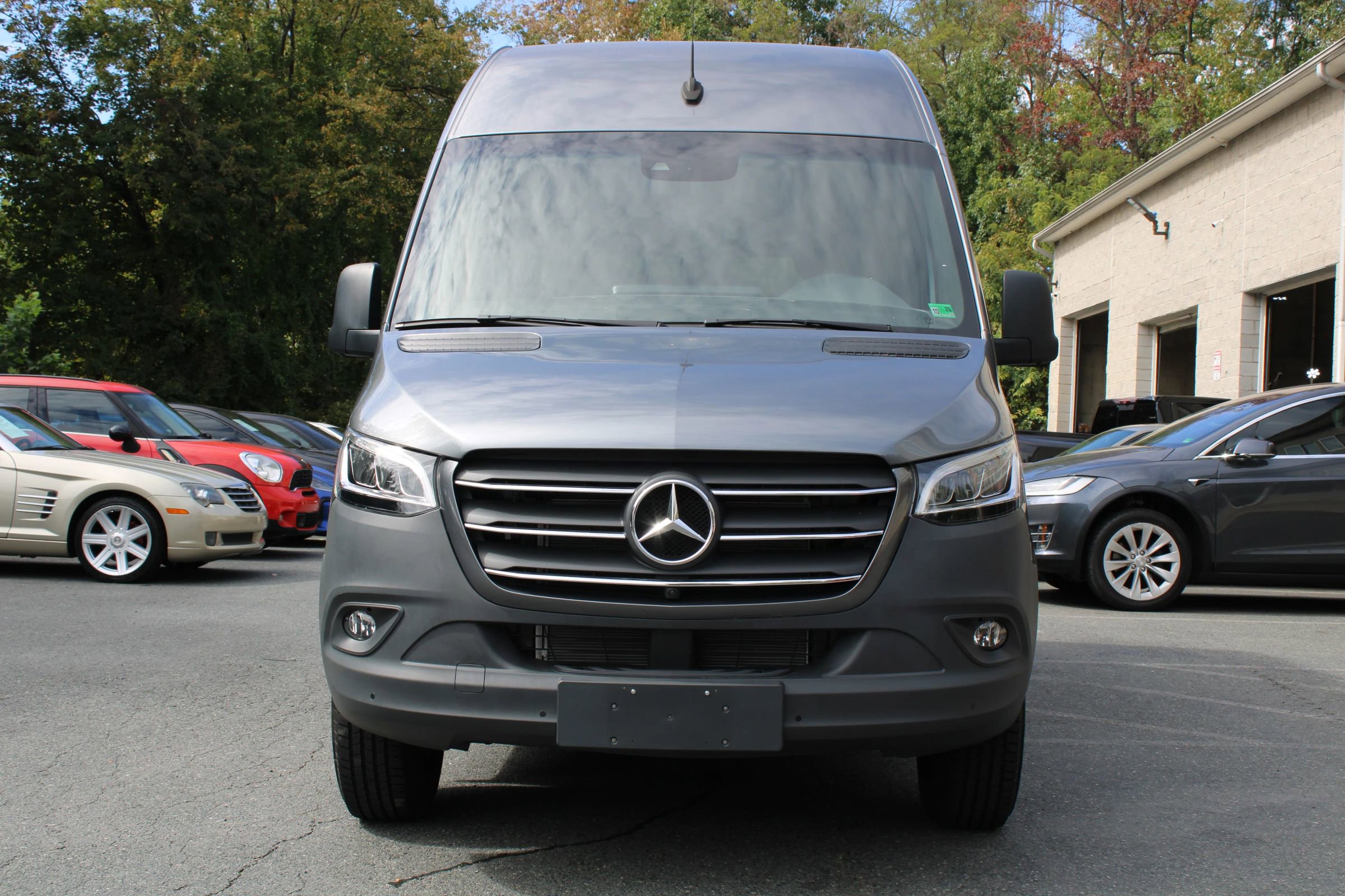 Used 2024 Mercedes-Benz Sprinter 2500 image 2