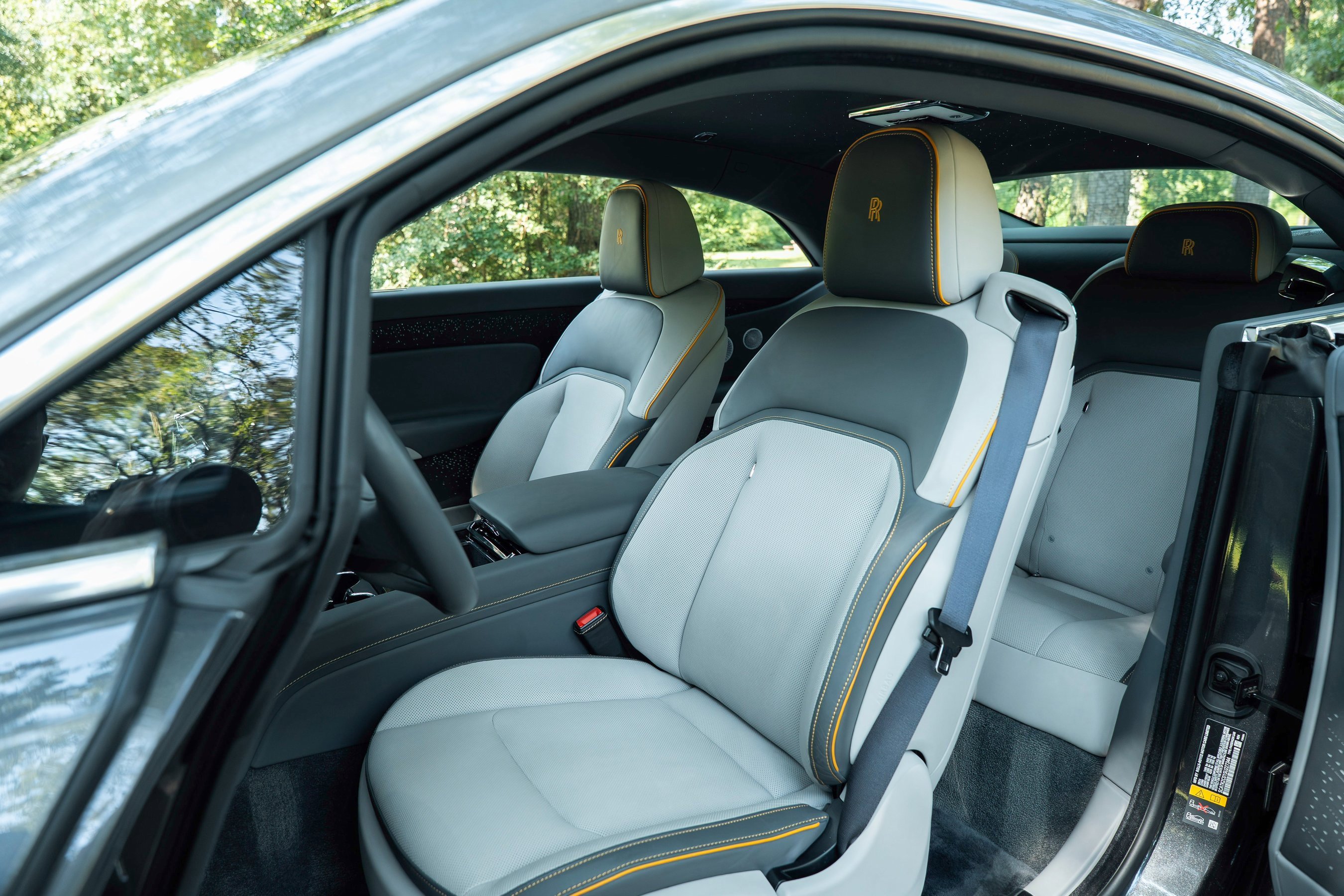 Used 2025 Rolls-Royce Spectre w/ Spectre Launch Package image 22