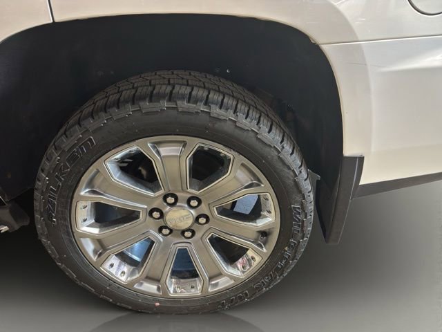 Used 2015 GMC Yukon Denali w/ Open Road Package AWD/4WD image 33