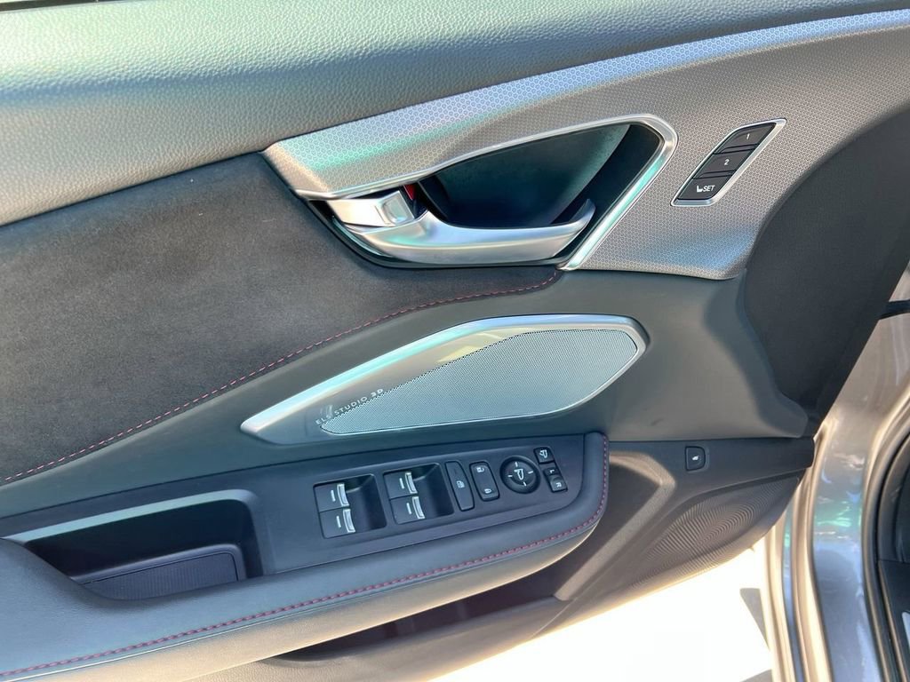 Used 2022 Acura RDX AWD w/ A-Spec & Advance Pkg image 11