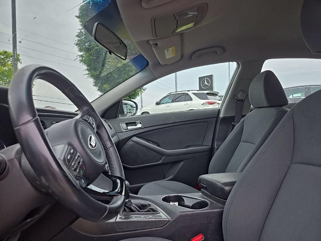 Used 2015 Kia Optima LX FWD image 27