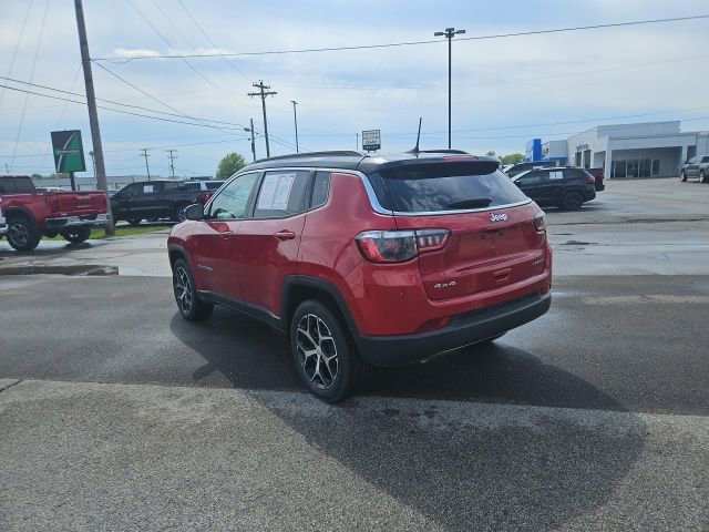 Used 2024 Jeep Compass Limited AWD/4WD image 8