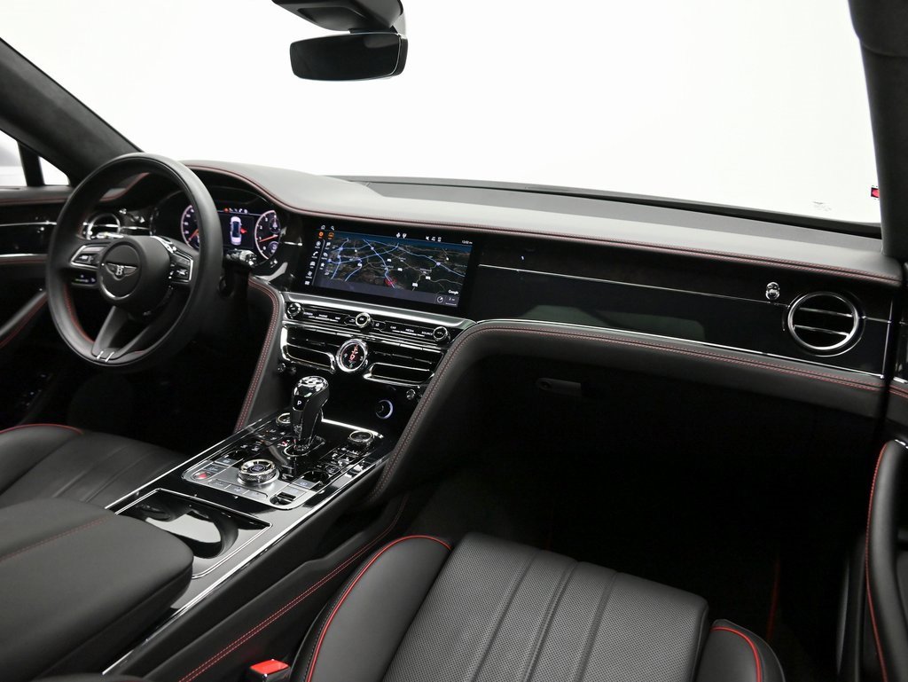 Certified 2021 Bentley Flying Spur V8 image 19