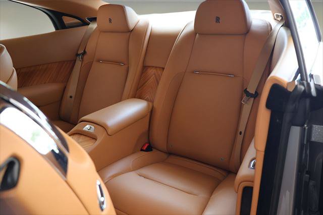 Certified 2016 Rolls-Royce Wraith RWD image 18