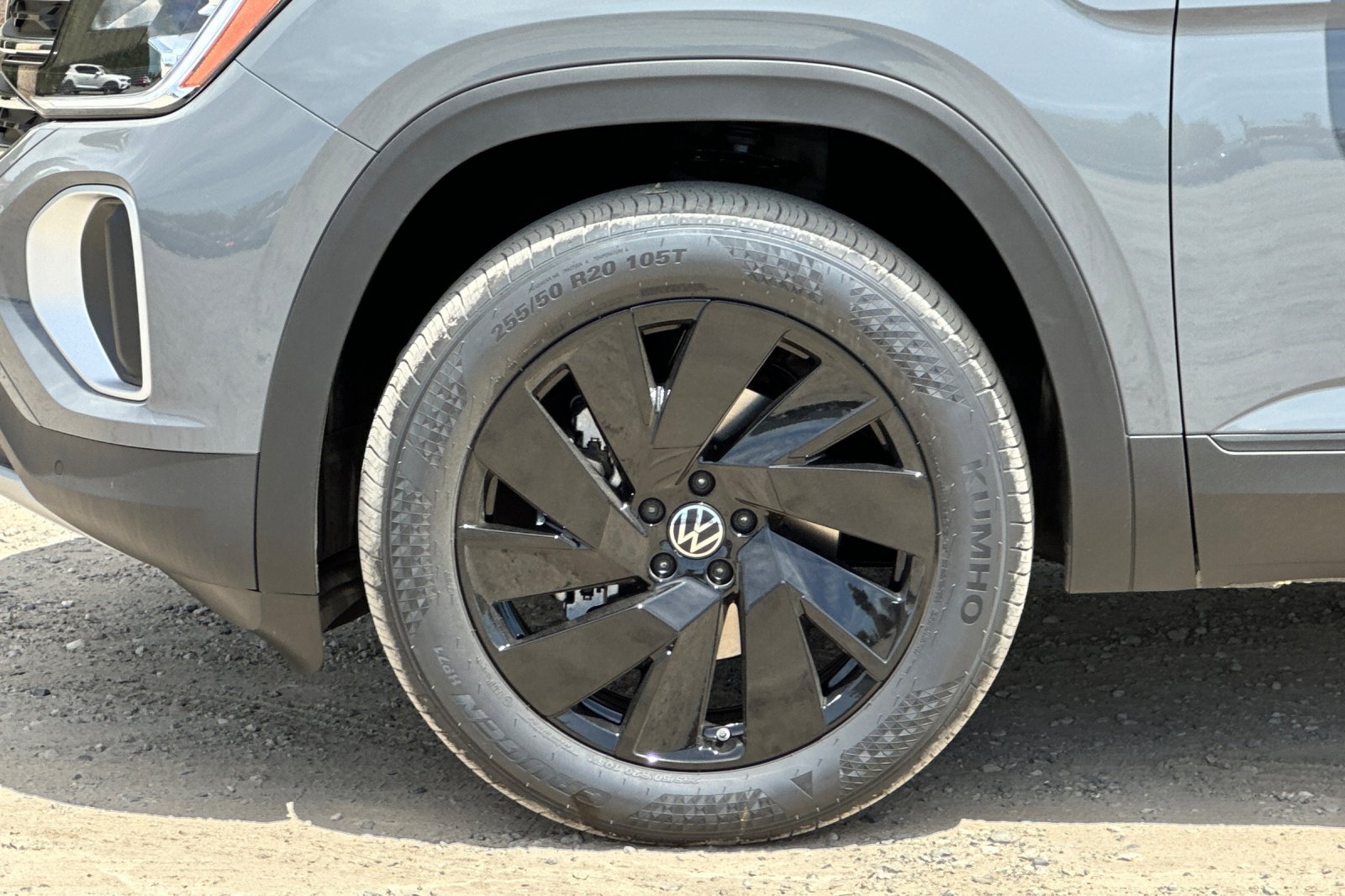New 2026 Volkswagen Atlas SE FWD image 26