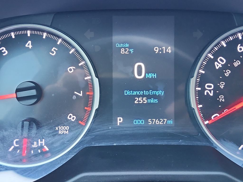 Used 2020 Toyota RAV4 LE FWD image 30