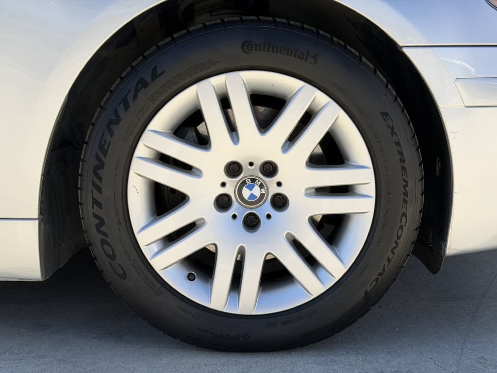 Used 2002 BMW 745i RWD image 18