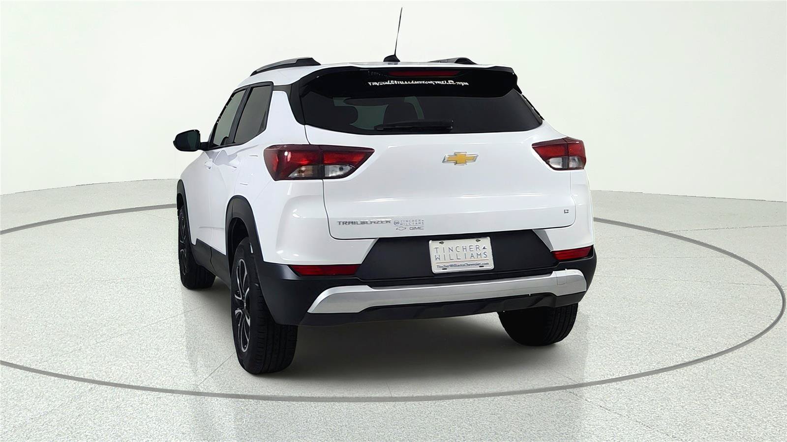Used 2025 Chevrolet TrailBlazer LT FWD image 5