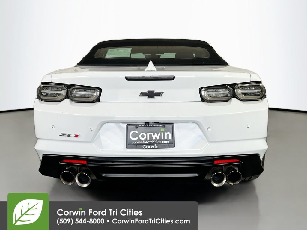 Used 2022 Chevrolet Camaro ZL1 RWD image 13