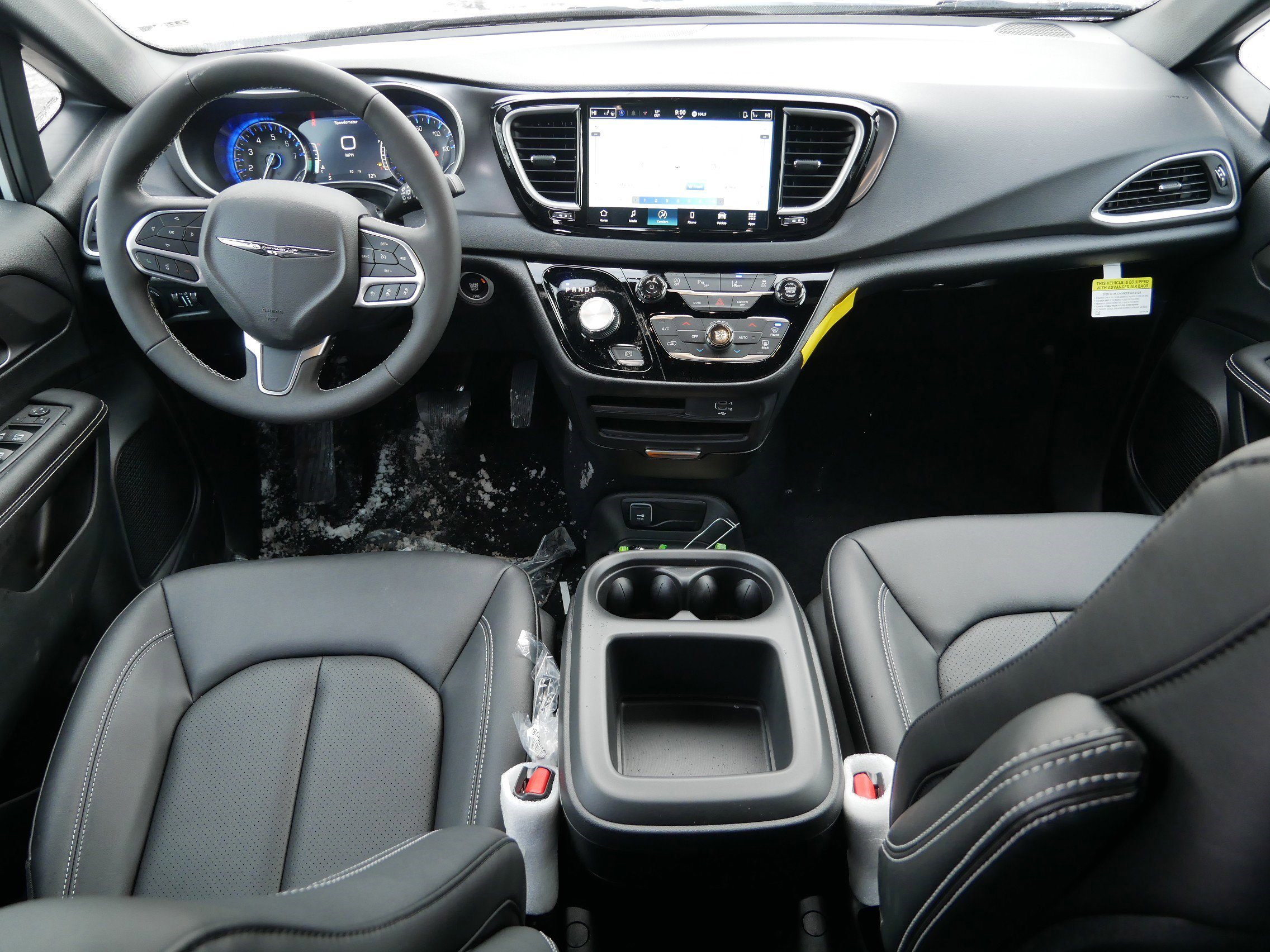 New 2026 Chrysler Voyager LX image 12