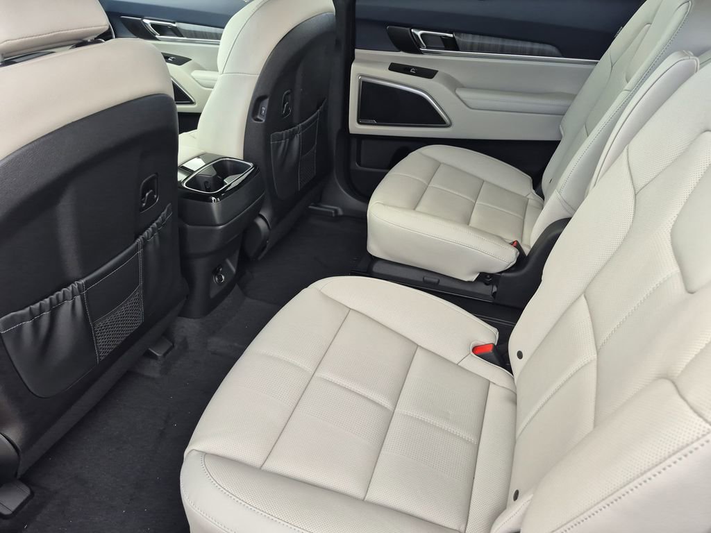 New 2025 Kia Telluride EX w/ EX Captain's Chair Package image 13