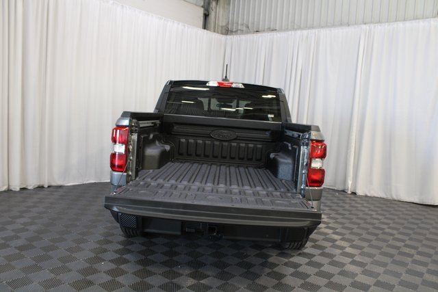 New 2025 Ford Maverick Lariat w/ Black Appearance Package image 28