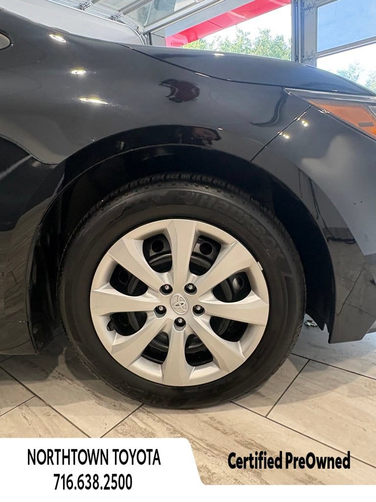 Used 2026 Toyota Corolla LE FWD image 23