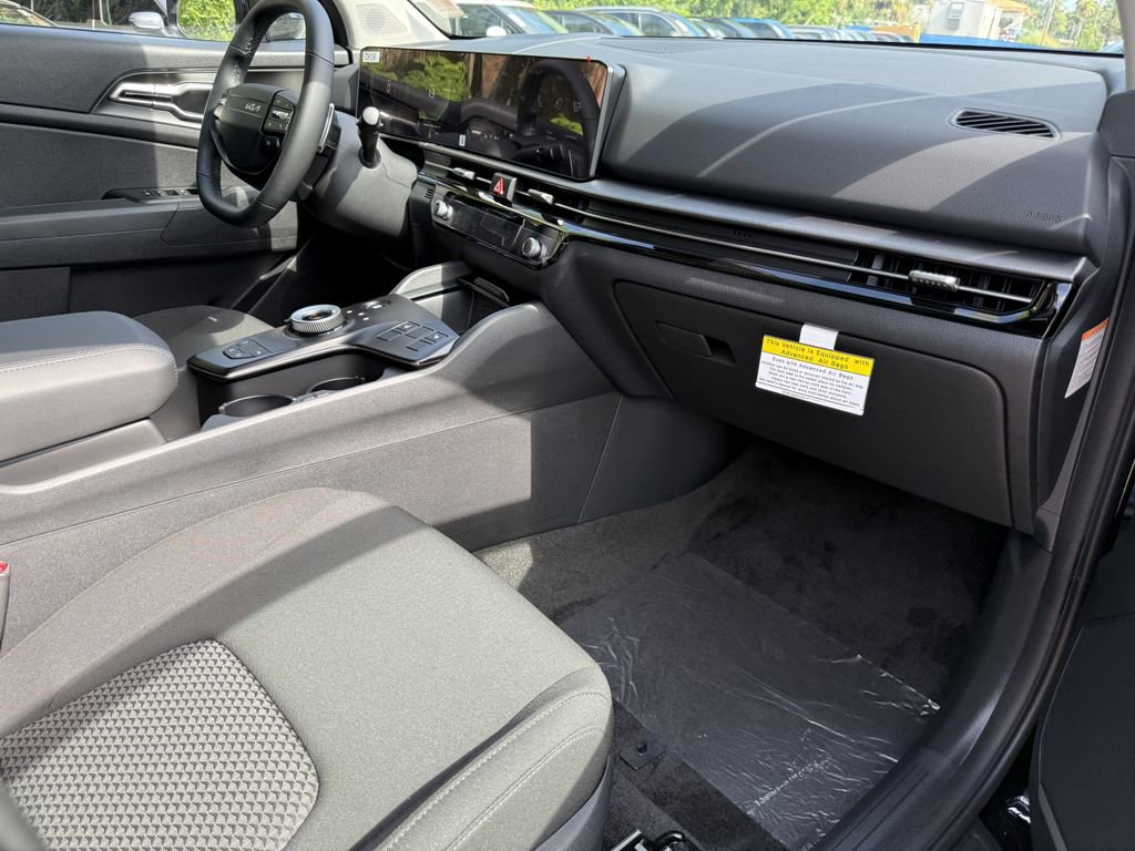 New 2026 Kia Sportage S image 13
