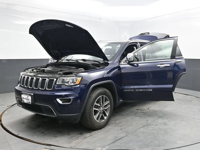 Used 2018 Jeep Grand Cherokee Limited AWD/4WD image 43